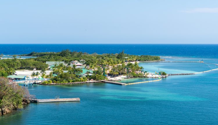 mahogany bay 4195083