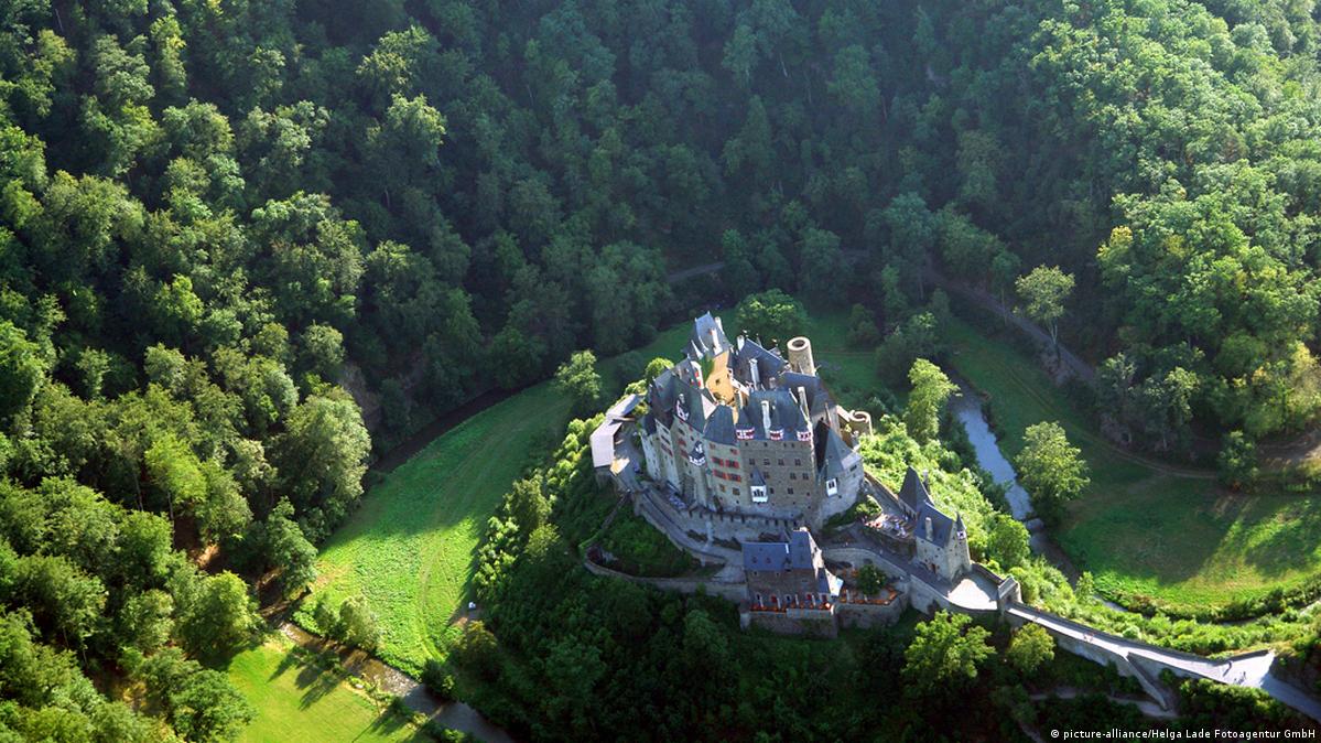 8. zamok Burg Elc v doline Mozel