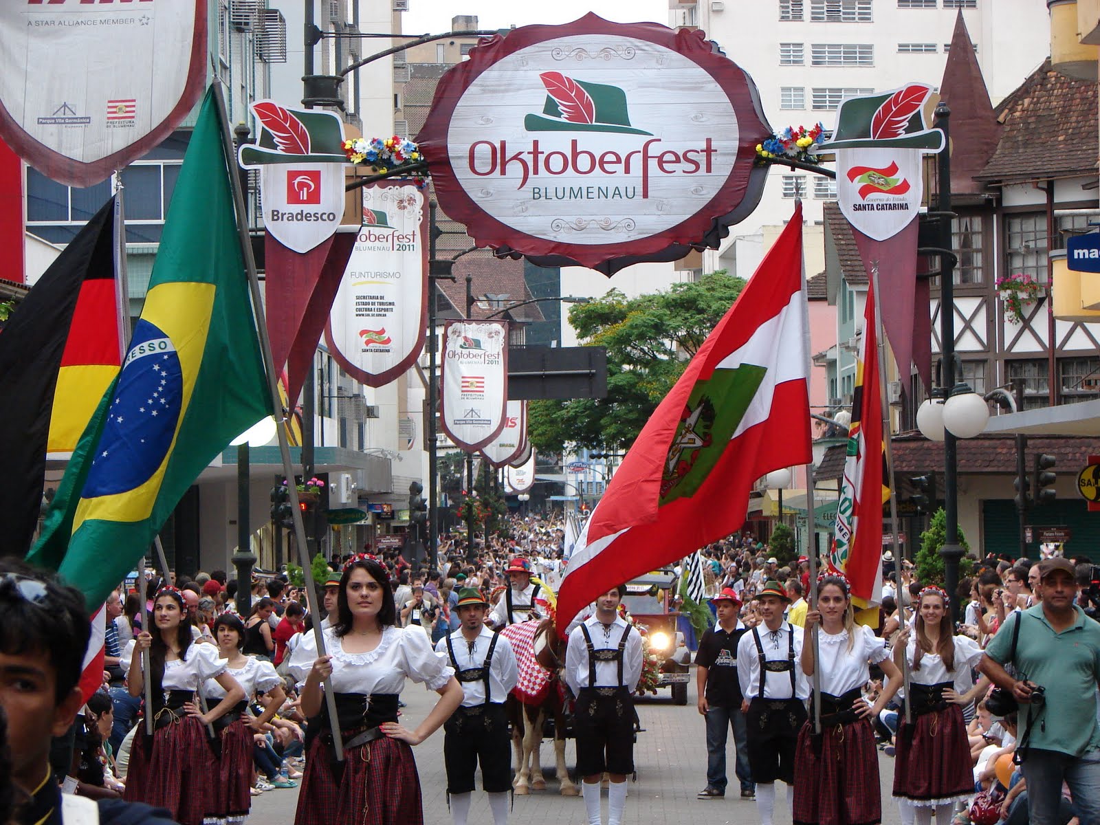 5. Oktouber fest