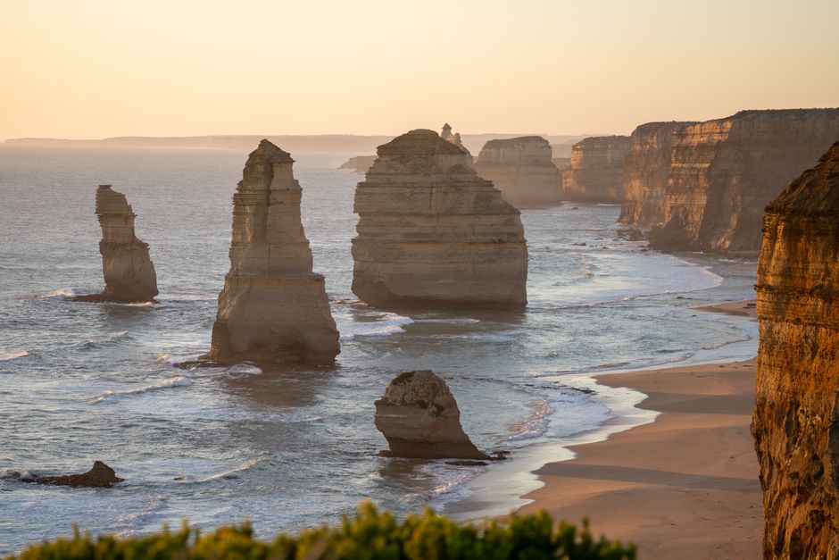 Stunning panoramic view of a scenic Australian landscape, perfect for a day trip adventure