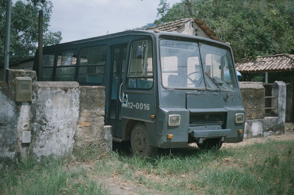 Emergency services vehicle in a Brazilian city, symbolizing safety and assistance for travelers in Brazil