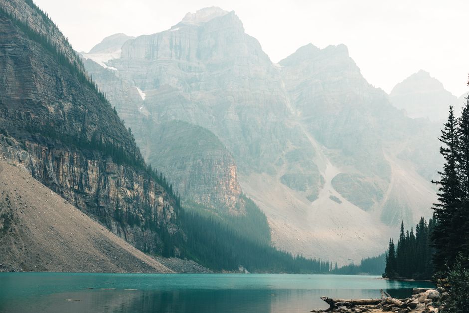 Majestic mountain range and clear lake in Banff National Park, Canada, representing the country's natural beauty