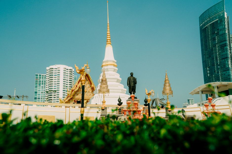 Beautiful panoramic view of Thailand's iconic temples and lush landscapes at sunset