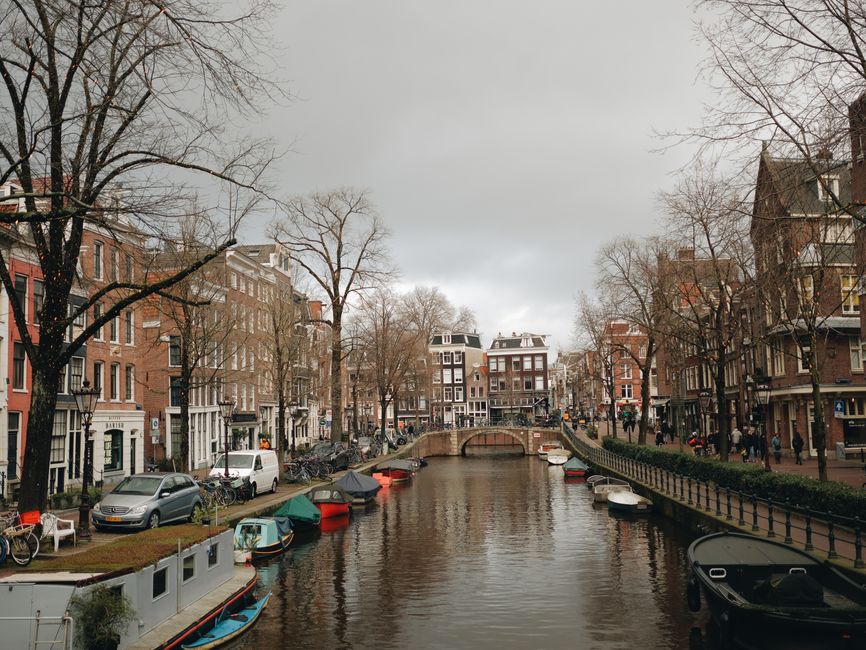 Charming canal house hotel in Amsterdam, Netherlands