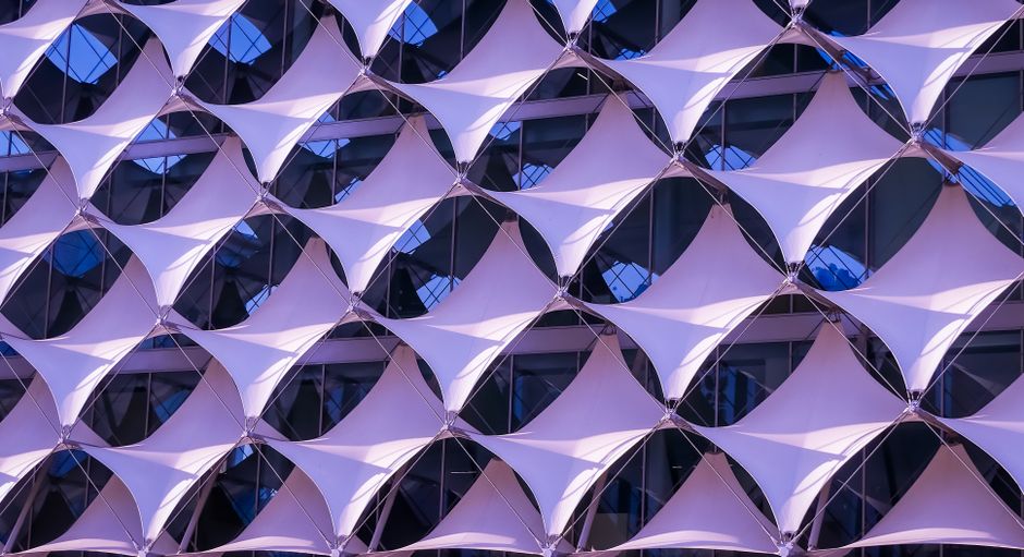 Stunning modern skyline of Riyadh, Saudi Arabia at sunset, inviting travelers to explore.