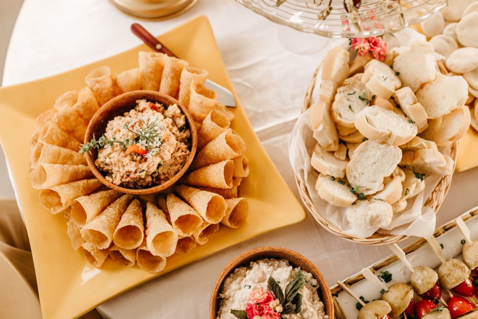 A vibrant spread of traditional Panamanian dishes like sancocho, patacones, and ceviche on a table in Panama